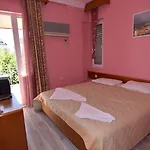 Hotel Uemit