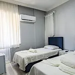 Hotel Uemit 3*
