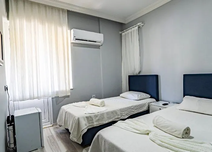 Ξενοδοχείο Uemit 3*